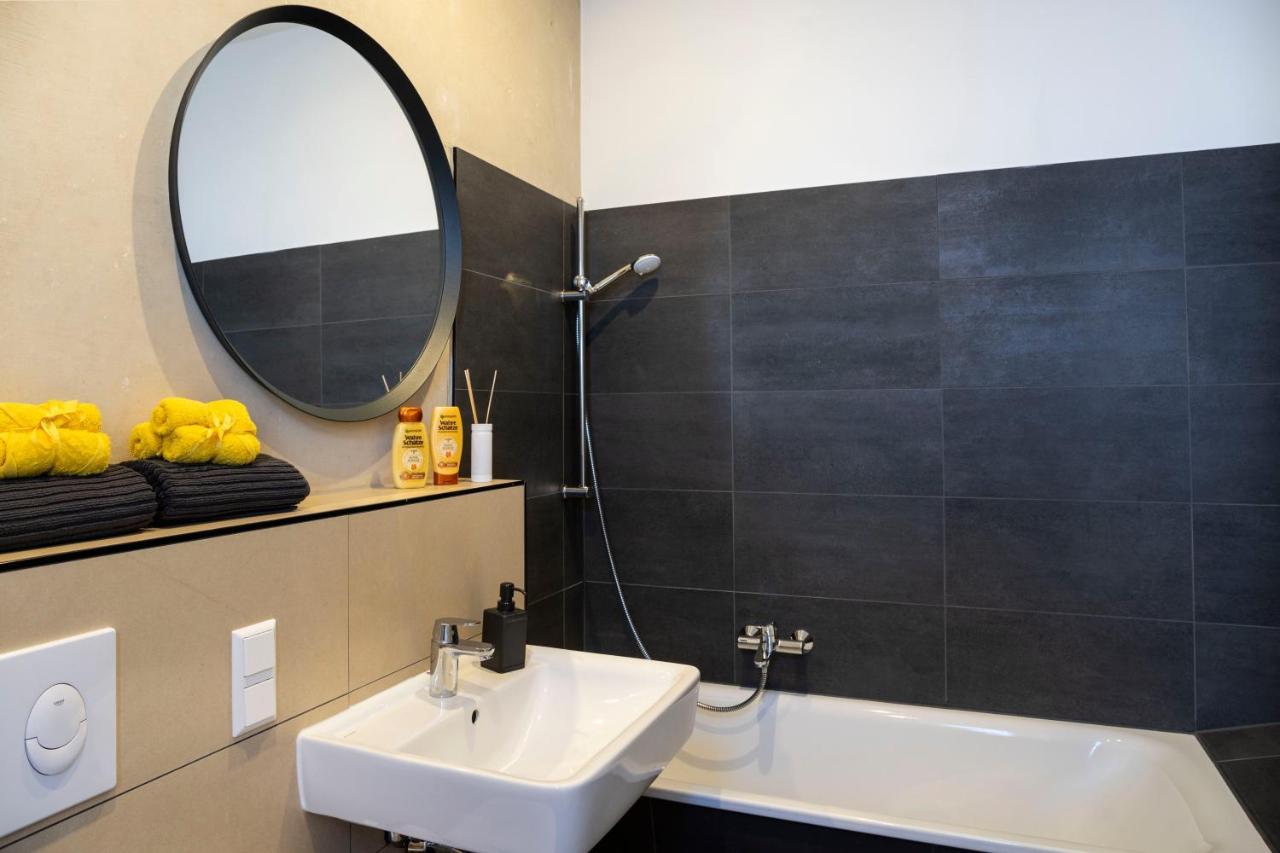 Shabby Chic Apartment +Freshly Furnished +Self Check-In Berlin Exterior photo