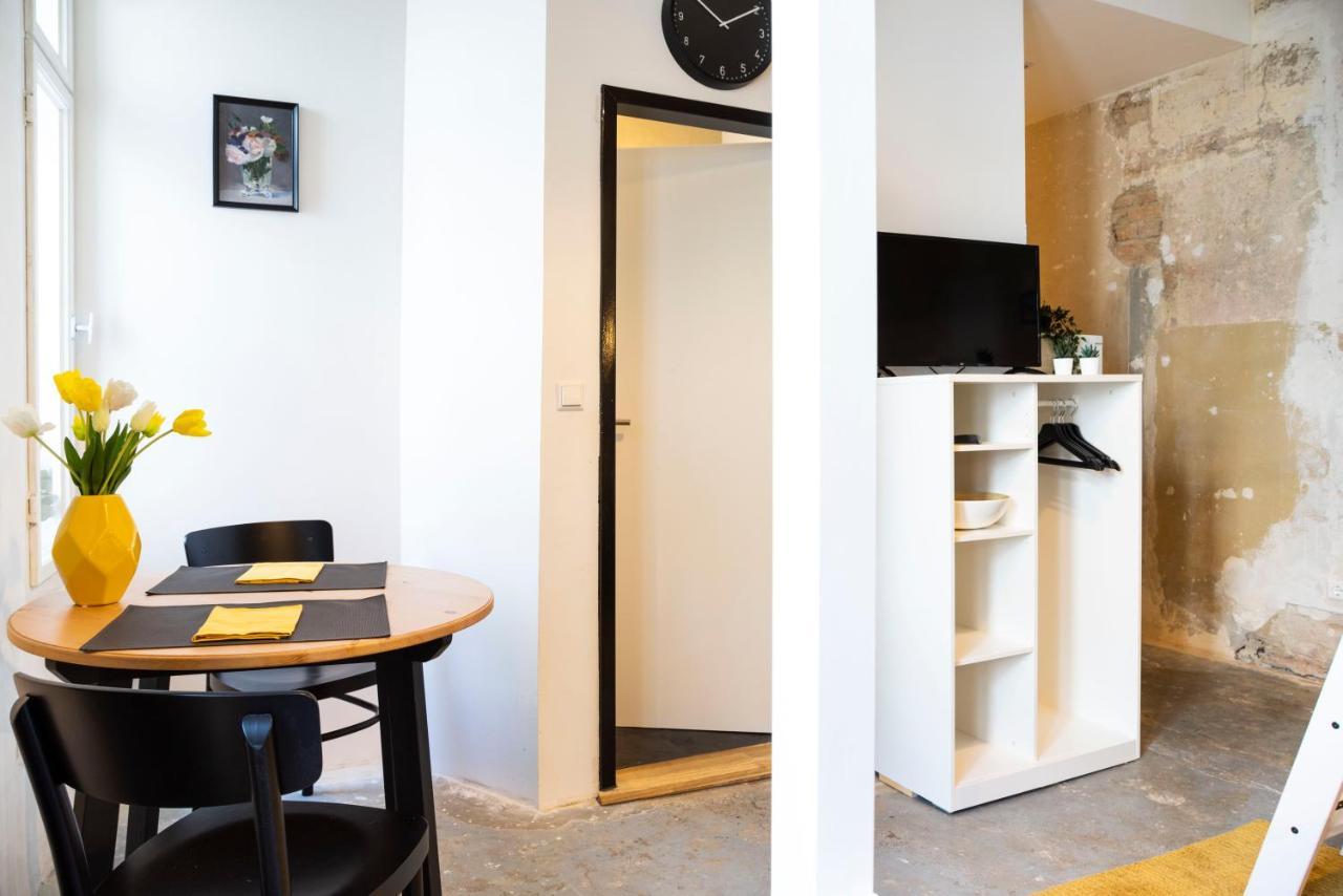 Shabby Chic Apartment +Freshly Furnished +Self Check-In Berlin Exterior photo
