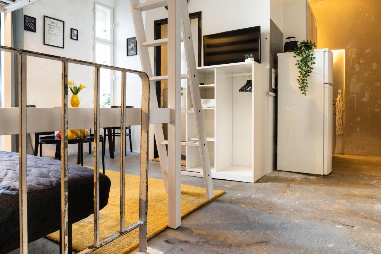 Shabby Chic Apartment +Freshly Furnished +Self Check-In Berlin Exterior photo